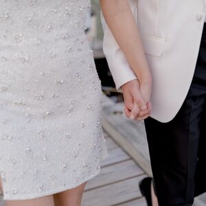 Meet your Posher, Peri